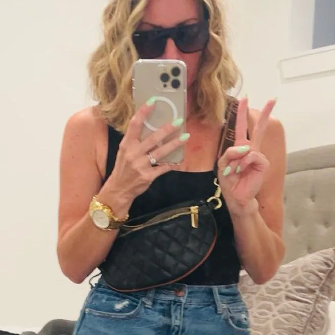 adrienne hier TikTok profile